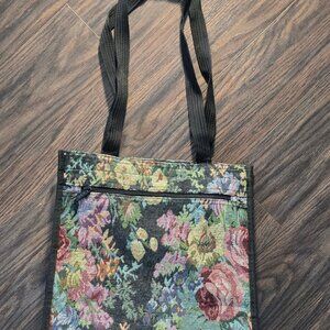 JADE Traditional Style Floral Tapestry Tote Bag NWOT